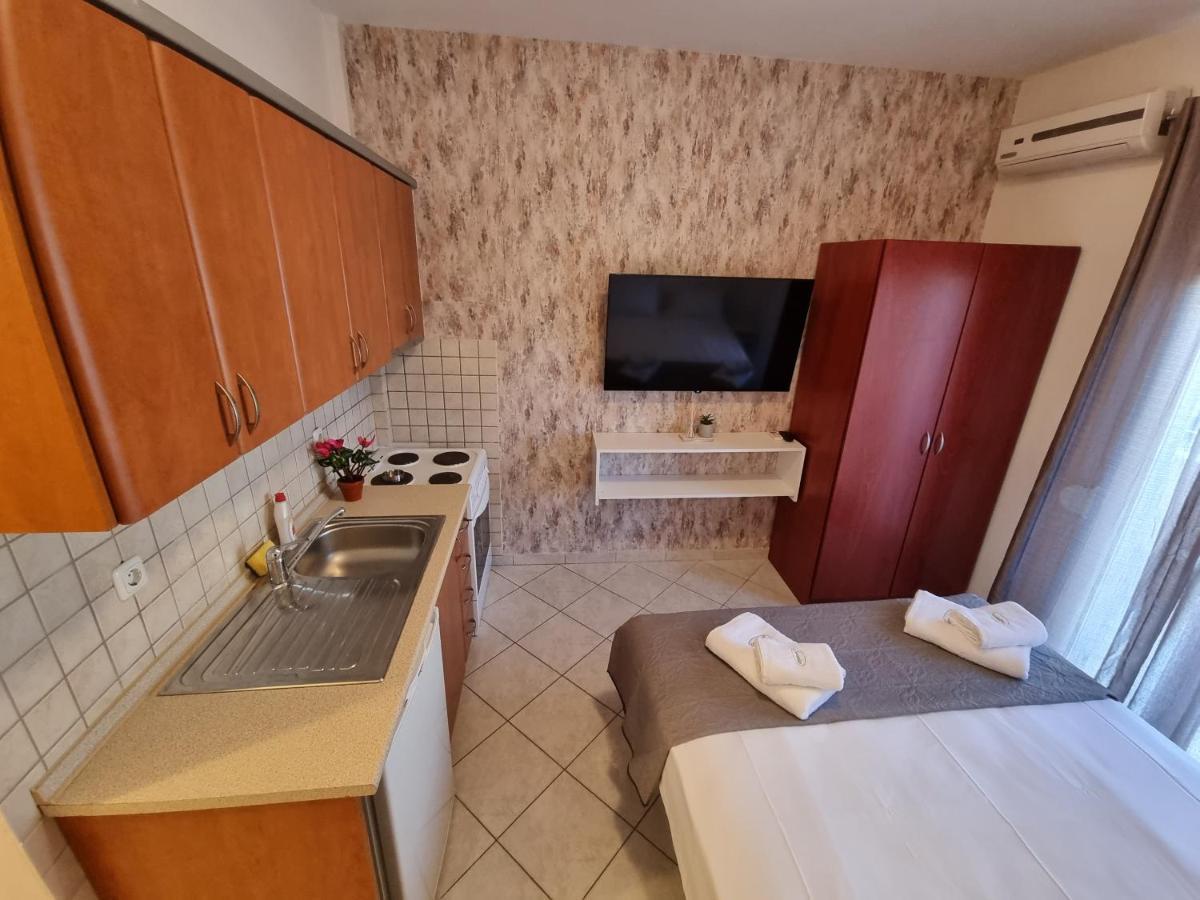 Premium Suites Ofrínion Eksteriør billede