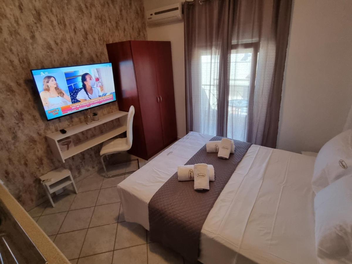 Premium Suites Ofrínion Eksteriør billede
