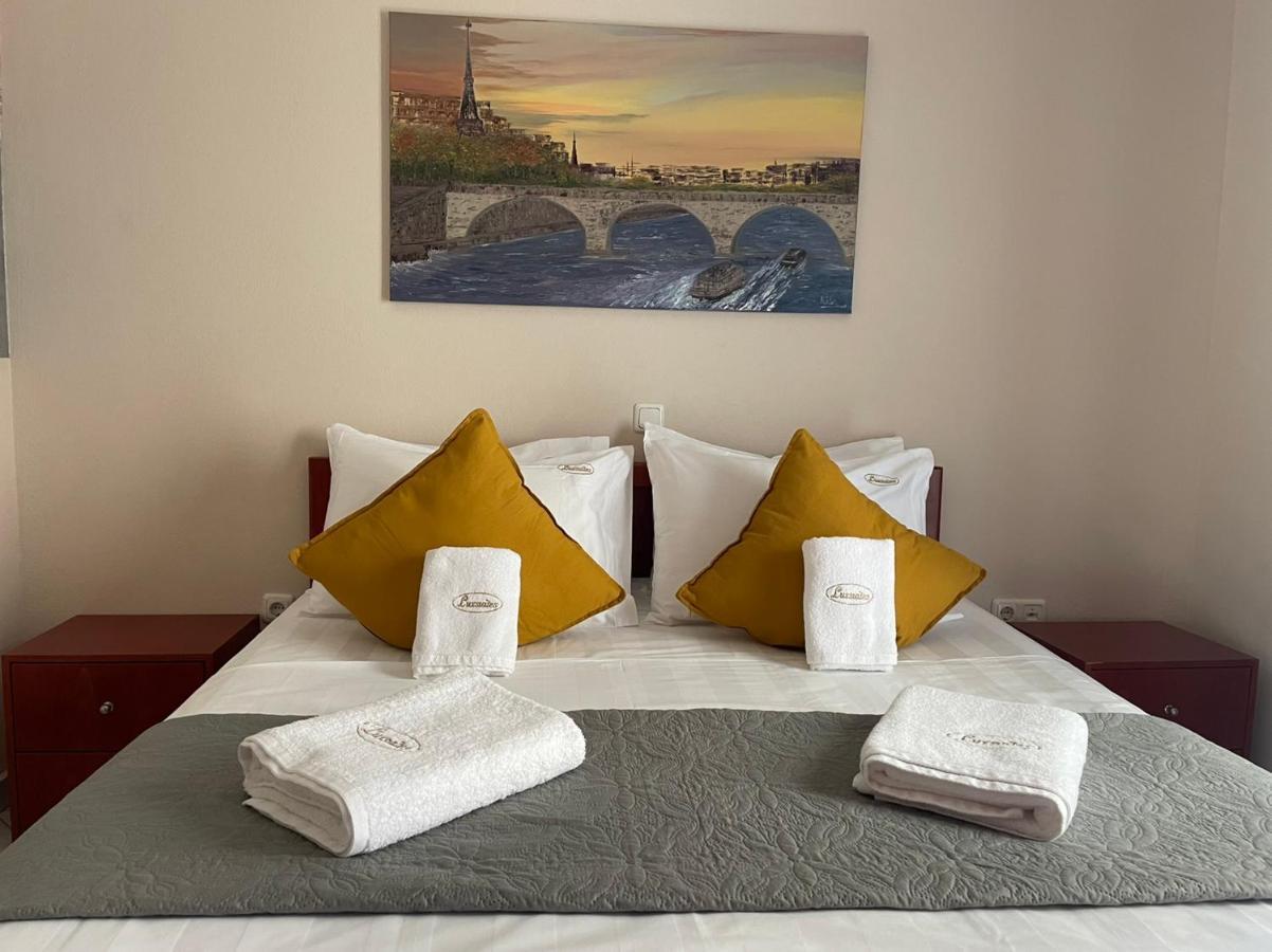 Premium Suites Ofrínion Eksteriør billede