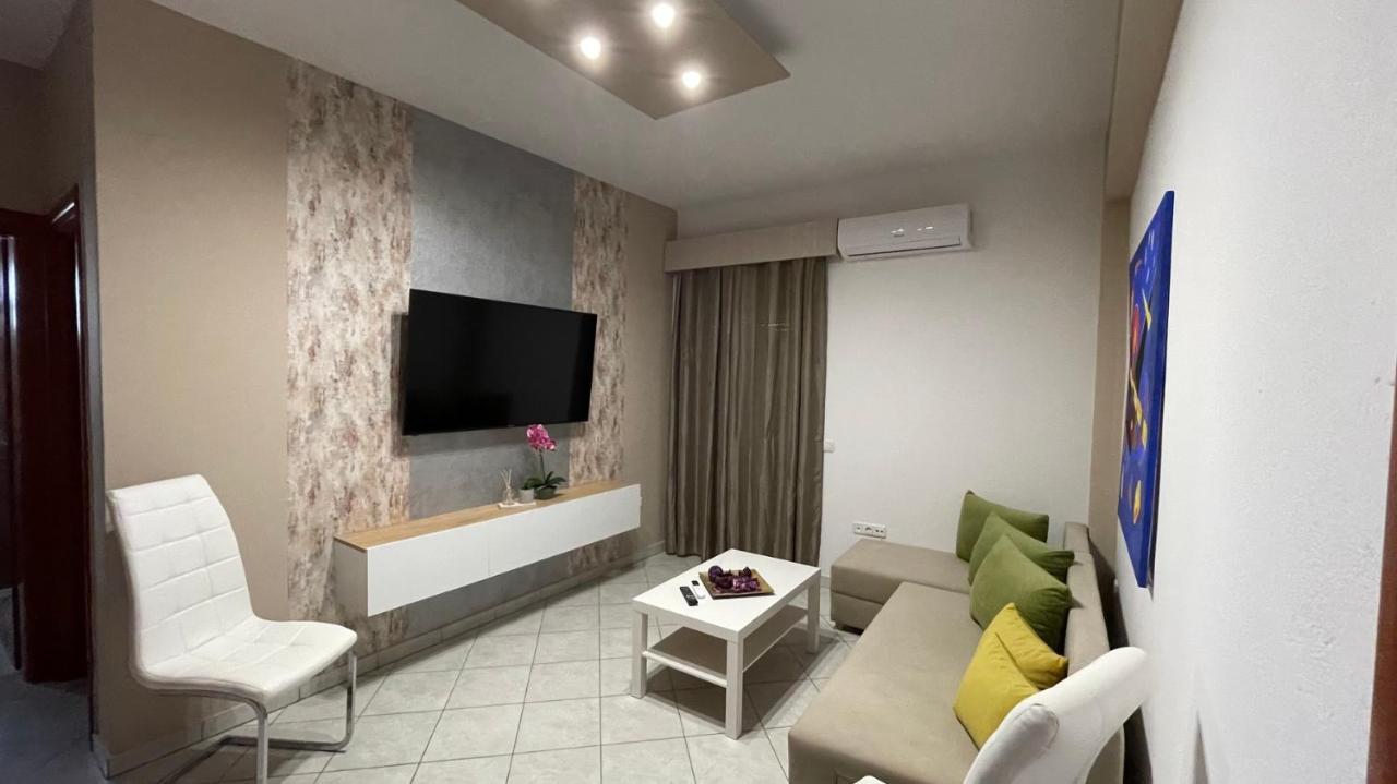 Premium Suites Ofrínion Eksteriør billede