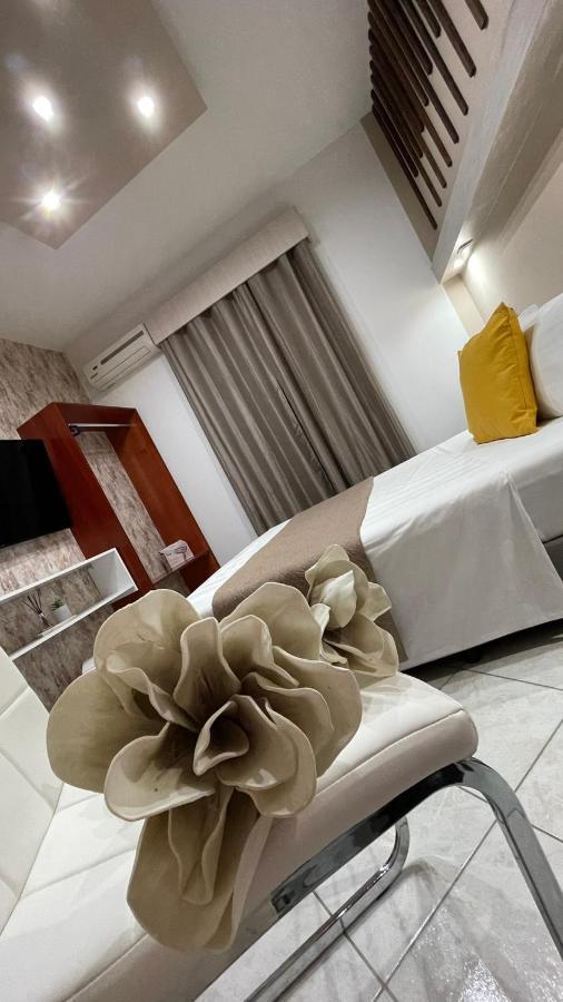 Premium Suites Ofrínion Eksteriør billede