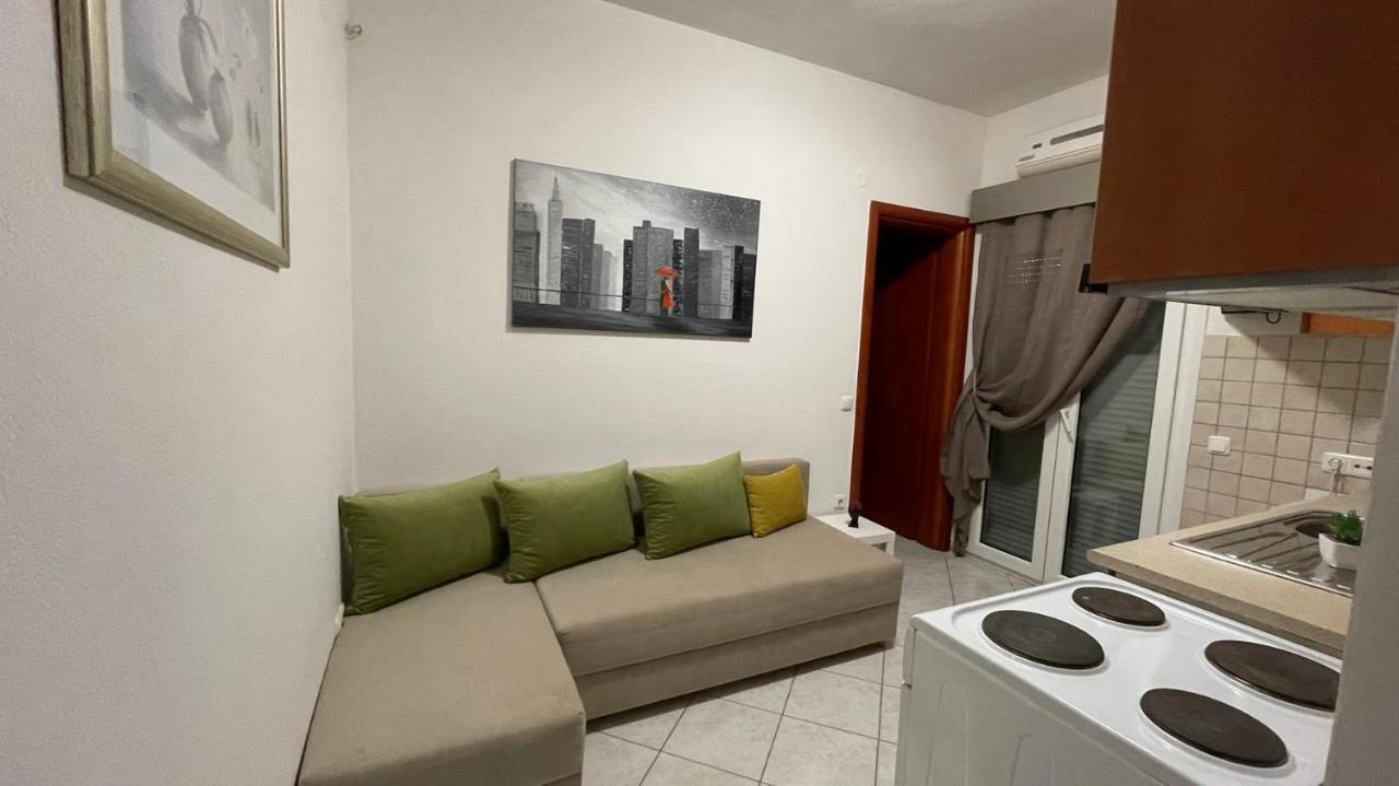 Premium Suites Ofrínion Eksteriør billede